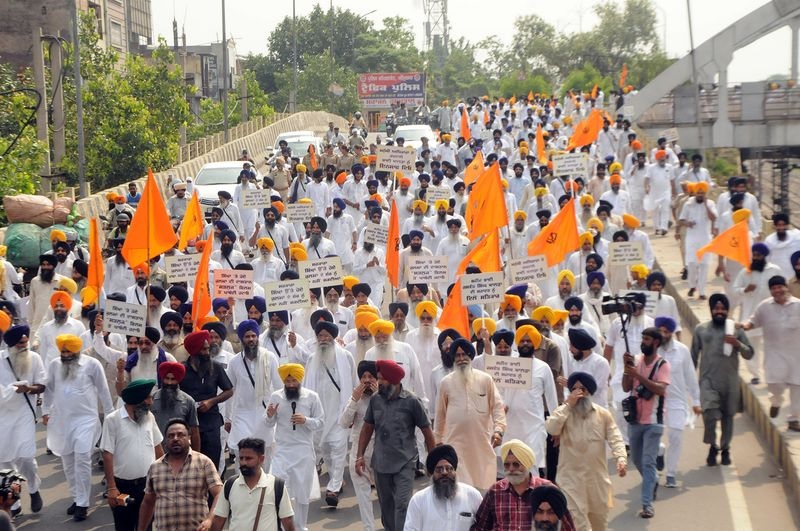 ‘ਸਤਲੁਜ’ ਉੱਤੇ ਪਾਬੰਦੀ ਖ਼ਿਲਾਫ਼ ਸ਼੍ਰੋਮਣੀ ਕਮੇਟੀ ਵੱਲੋਂ ਮਾਰਚ
