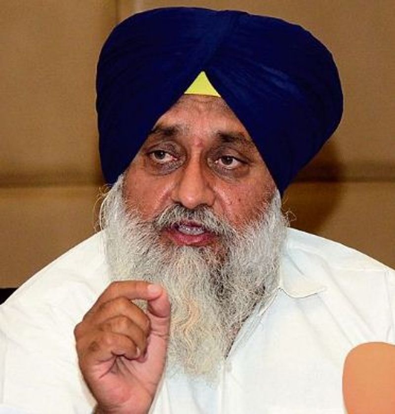 ਅਕਾਲ ਤਖ਼ਤ ਵੱਲੋਂ CM ਨੂੰ ‘ਗੁਰੂ ਦੋਖੀ’ ਐਲਾਨਣ ਤੋਂ ਬਾਅਦ ਮਾਨ ਖ਼ਿਲਾਫ਼ ਬੇਅਦਬੀ ਦੇ ਨਵੇਂ ਕਾਨੂੰਨ ਤਹਿਤ ਮਾਮਲਾ ਦਰਜ ਕੀਤਾ ਜਾਵੇ: ਸੁਖਬੀਰ
