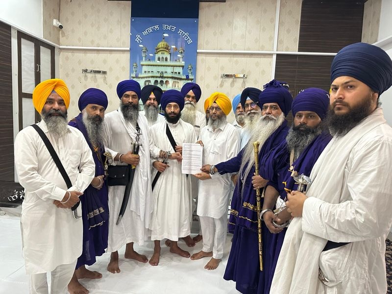 ਸ਼੍ਰੋਮਣੀ ਕਮੇਟੀ ਵੱਲੋਂ ਪਾਵਨ ਸਰੂਪ ਵਿਦੇਸ਼ ਨਾ ਭੇਜਣ ਦਾ ਫ਼ੈਸਲਾ