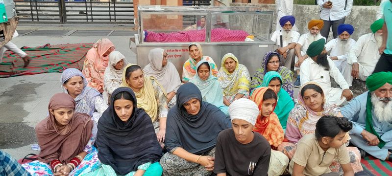'Harassed' by tenants, farmer dies by suicide; kin stage protest in Ferozepur