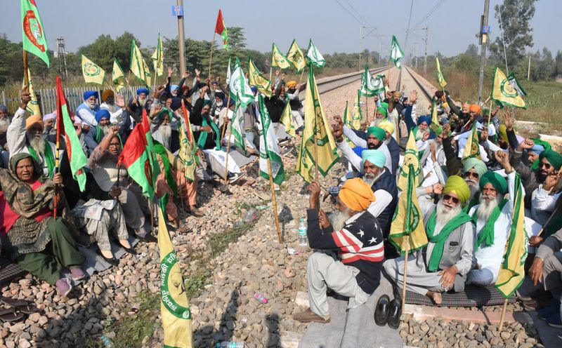 Punjab farmer unions suspend ‘Rail Roko’ protest for three days