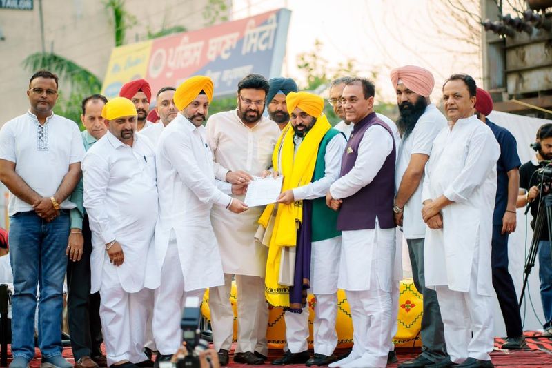 Akalis gave safe exit to culprits in 1978 Sikh-Nirankari clash: Punjab CM Bhagwant Mann