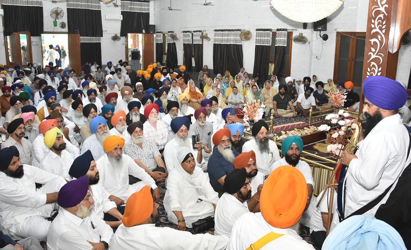 Sikh bodies raise concerns over Jaagat Jot Sri Guru Granth Sahib Satkar (Amendment) Act in Jalandhar