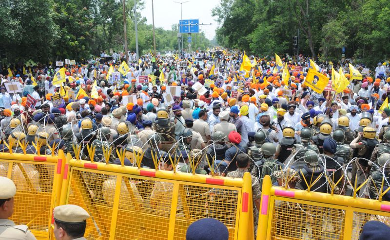 Waris Punjab De activists clash with cops at march for Amritpal Singh’s release